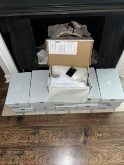 24 Pairs Nike Air Force 1
