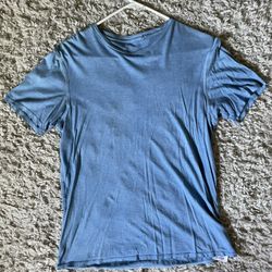Semi New Guess Blue Men’s T-Shirt Size Small