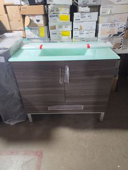 Empire vanity 36Wx21Dx33H