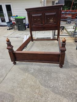 Queen Bed