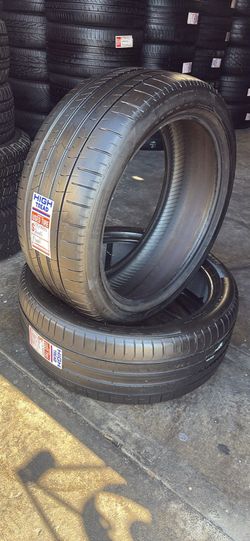 275/40/22 PIRELLI P ZERO  (2 TIRES ONLY USED)