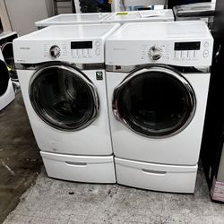 USED SAMSUNG WASHER AND GAS DRYER IN WHITE