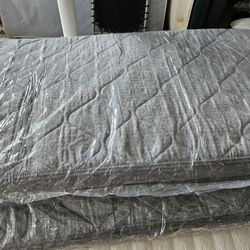 New Twin Size Mattress Only Very comfy
6inch, 140 dlls free delivery mattress only perfect for bunk beds