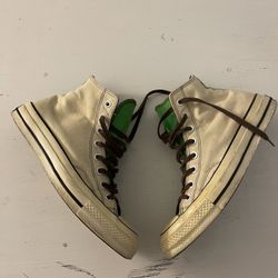 Converse High Top Size 7 Men’s  9 Women’s
