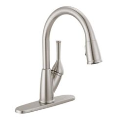 Brand New Delta Classic Single Handle Pull Down Kitchen Faucet in SS