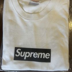 Supreme Paris Opening Box Logo Tee