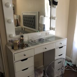 Makeup Vanity 