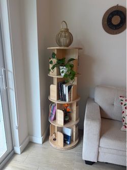 Modern Rotating Wooden Bookshelf - 5 Tier Bookcase