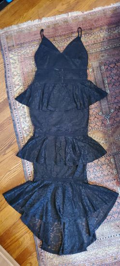 Black tiered lace mermaid dress