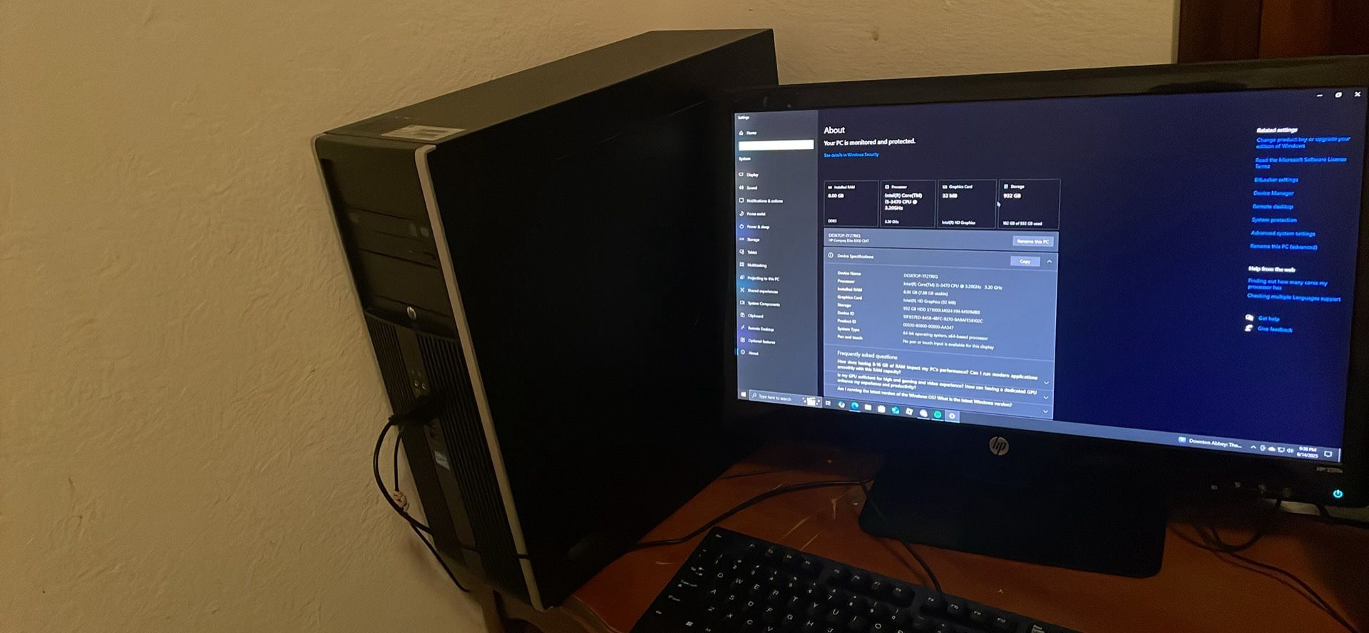 Computer and montier
