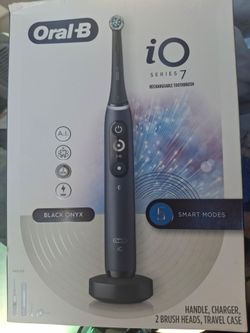Oral B toothbrush   io7 series