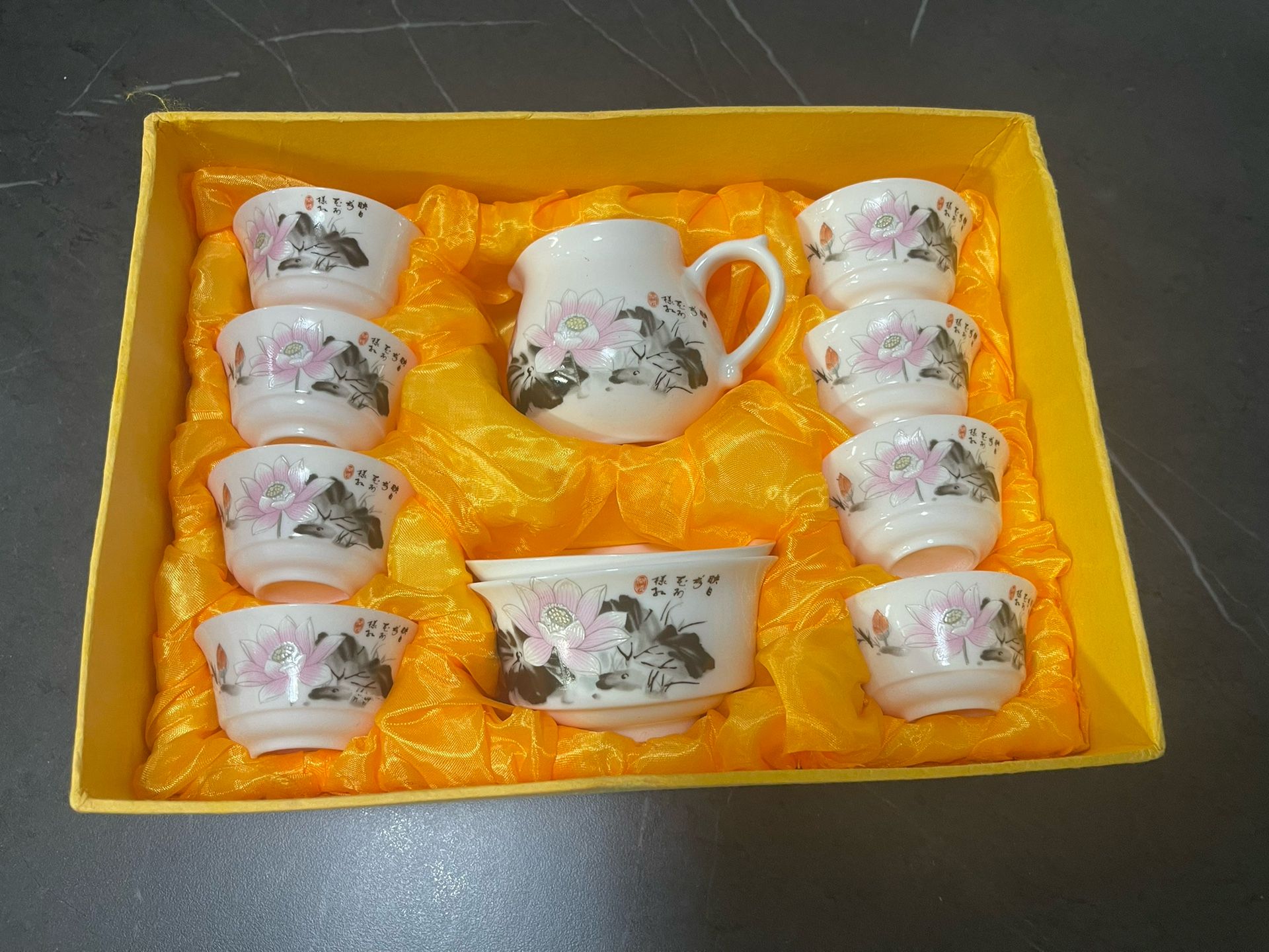 Chinese Traditional Lotus Flower Tea Cups Set