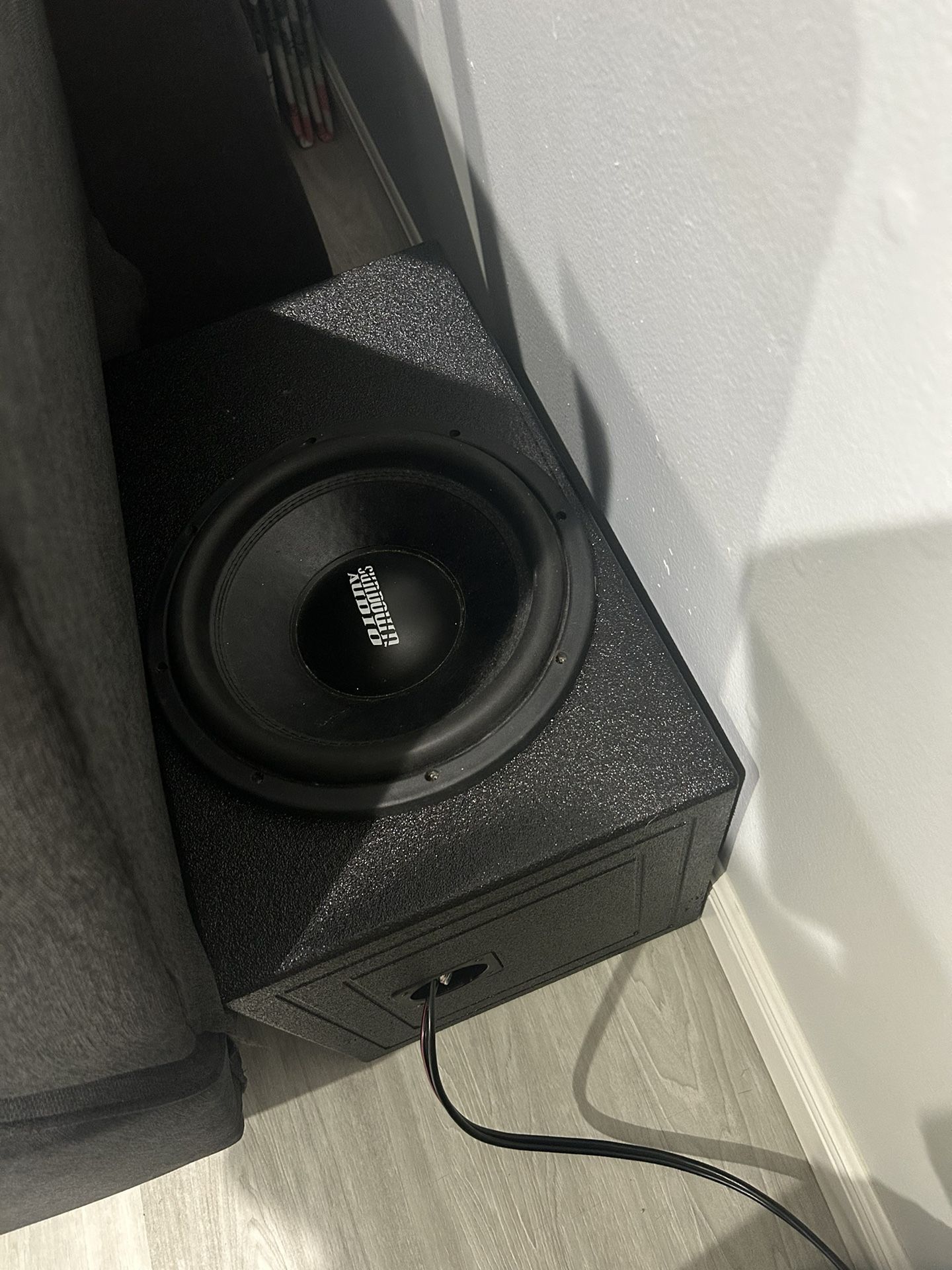 Sundown SA12-V3 D4 In Ported Box