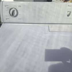 Whirlpool Gas Dryer Super Capacity And Heavy Duty Works Excellent