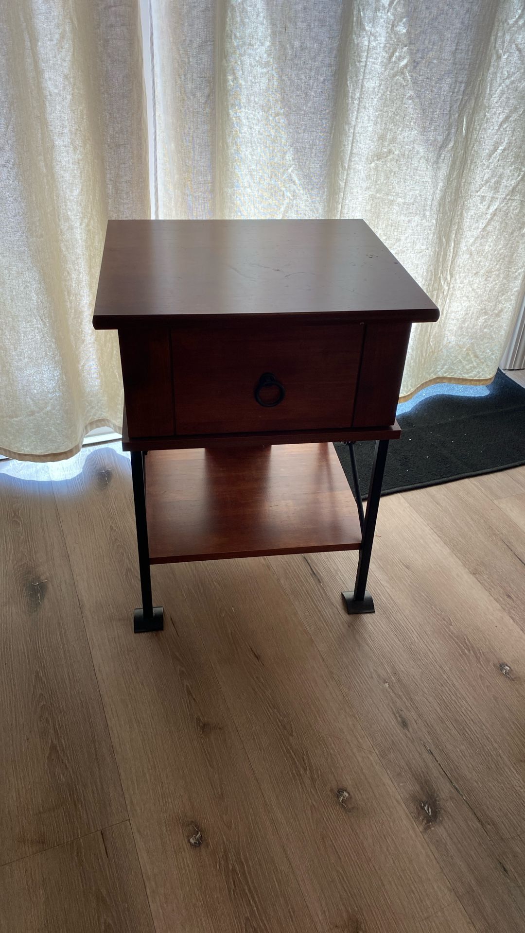 Wooden Night Stand/End Table