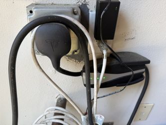 Tesla Charger