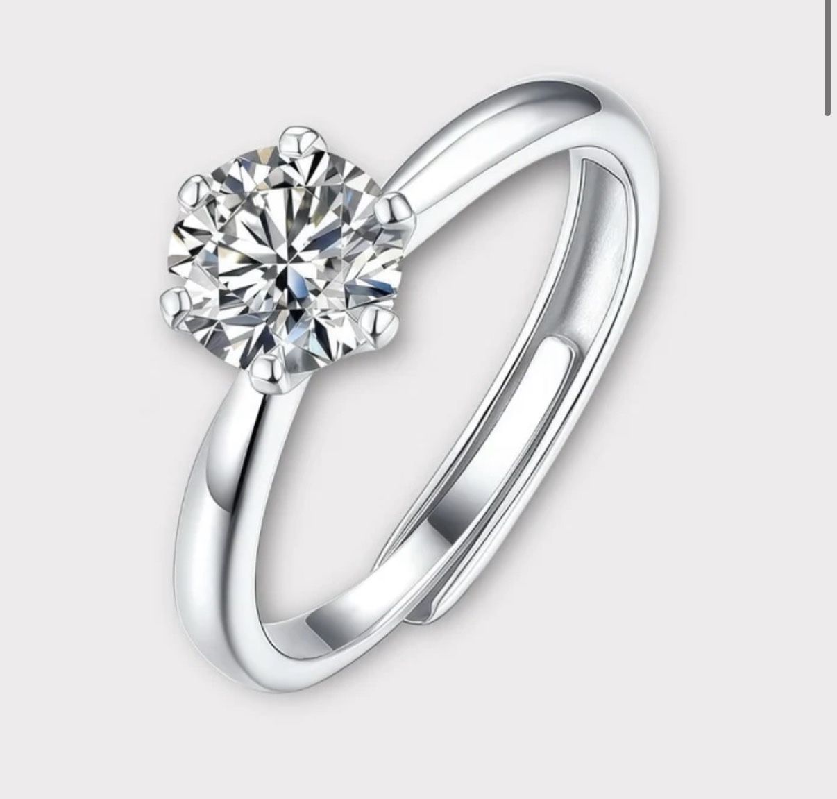 VVS MOISSANITE RINGS