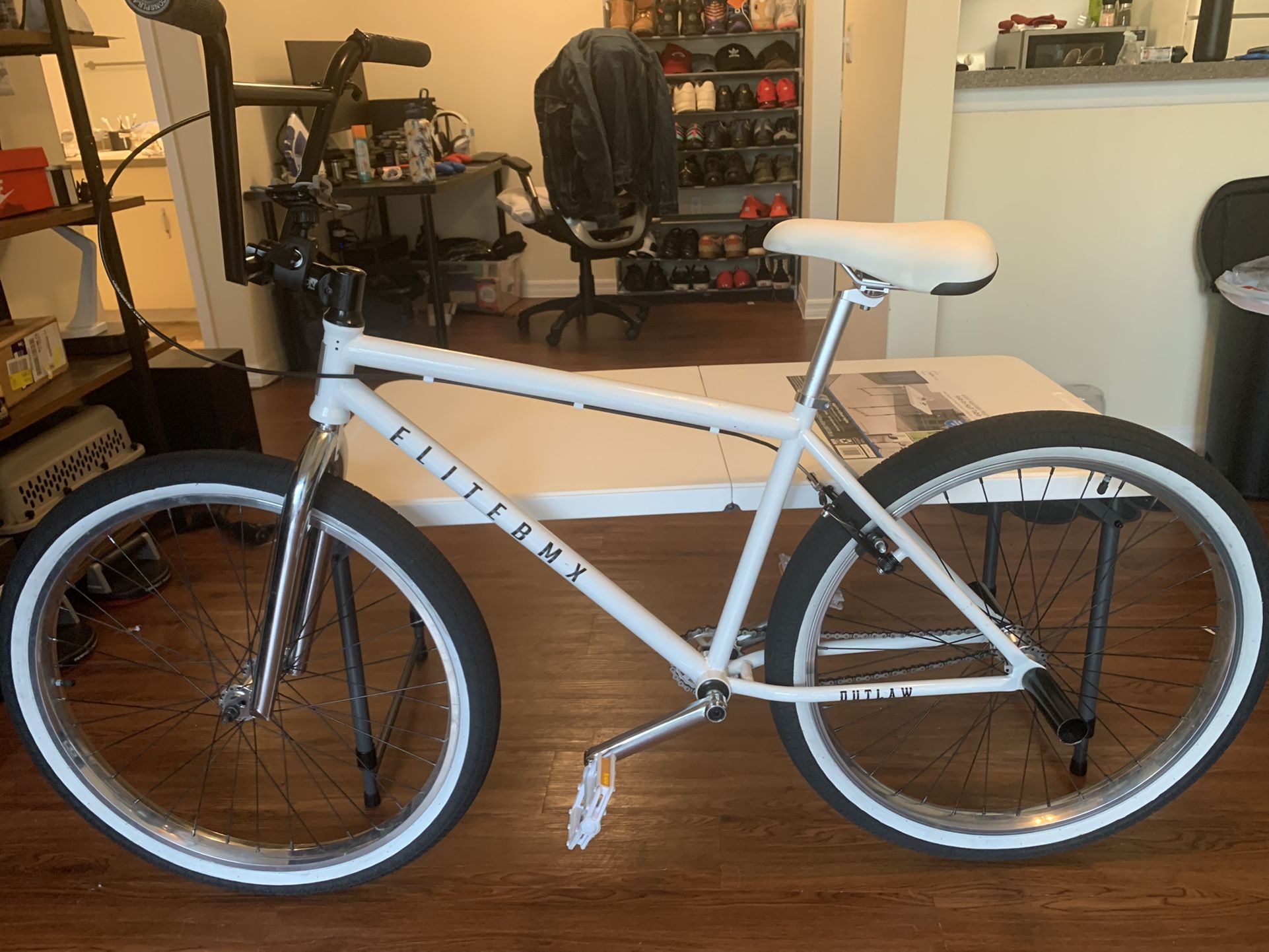 Elite Outlaw 26” Bmx (Newish)