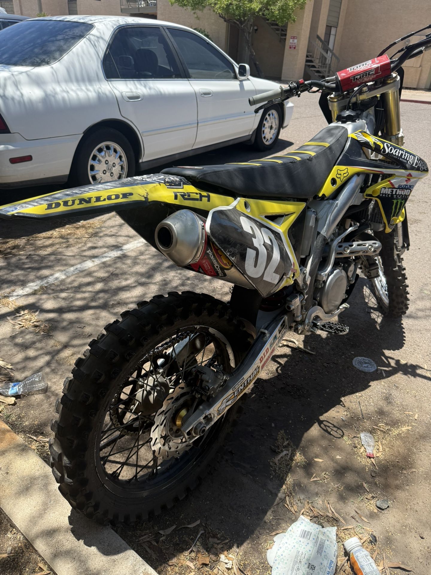Croos . Suzuki 2010 rmz 2010 Title Clean , no issues