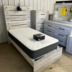 SPECIAL] Cambeck Whitewash Twin Panel Bedroom Set