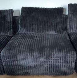 Boneless couch - middle seat