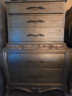 French Provincial Chest of Drawers