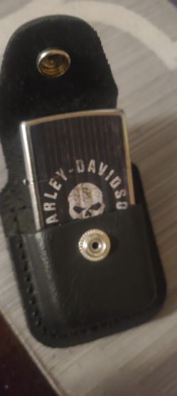 Zippo Harley Lighter And Leather Case