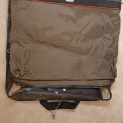 Travel Bag (Samsonite). Heavy Duty Travel bag for business suits & clothing. Excelled condition. Retail price $99. My price $15