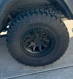 Rims 22 jeep rubicon