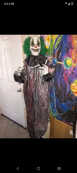 Hanging animatronic clown