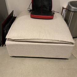 Albany Park “kova Pit cozy” OTTOMAN Crème/tan/beige 