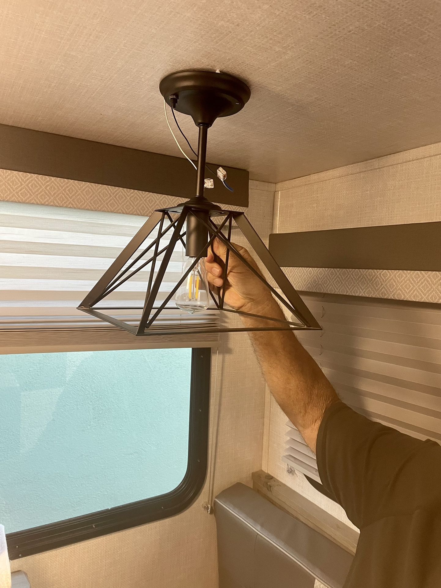 RV LIGHT FIXTURE- NEW