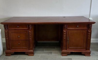 Office Desk