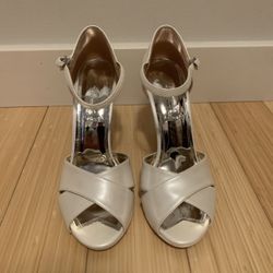 Bridal Shose. Brand New. Size 38 (8.5)