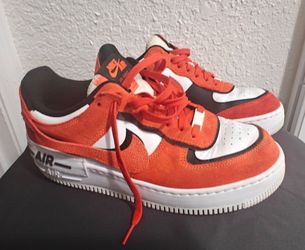 Nike Air Force 1 Low Shadow
Rush Orange