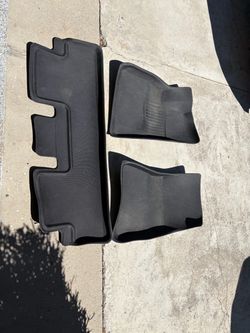 2023 Tesla Model 3 Floor Mats