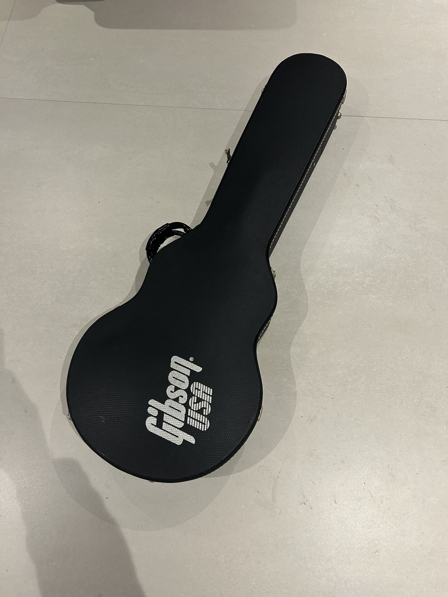 Gibson Les Paul Guitar Case for Sale in Miami, FL OfferUp