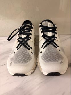 Brand New ON Cloud X Running Shoes – Men’s Size 8.5 (EU 42)