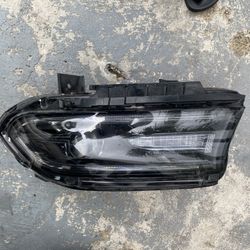 15-20 Charger Hellcat Scatpack HID DRIVER SIDE HEADLIGHT 