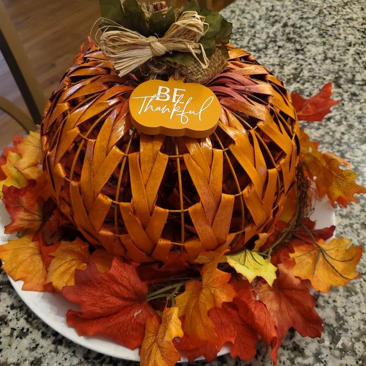 10x10 fall decor
