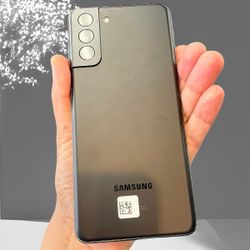 Samsung Galaxy S21 Plus  5G 128GB Unlocked-$379
