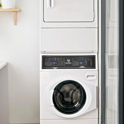  SpeedQueen Stacked Washer/Dryer 