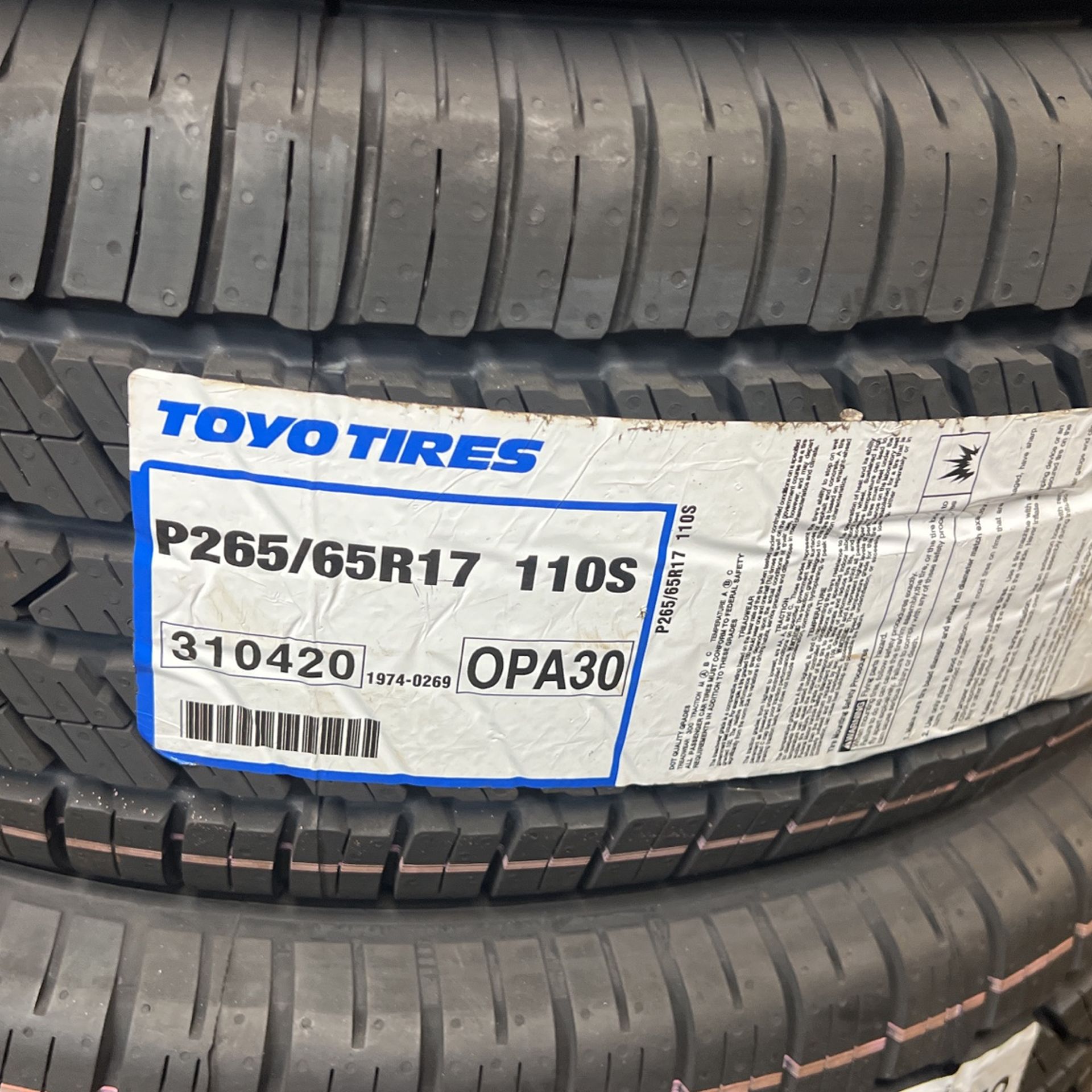 265/65/17 Toyo Open Country A30