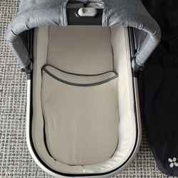 Uppa Baby Bassinet