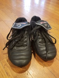 Vizari Kids Youth Cleats Snake Size 9