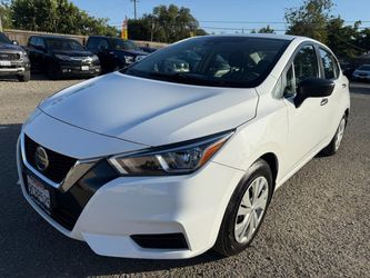 2022 Nissan Versa