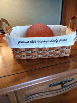 Longaberger bread basket