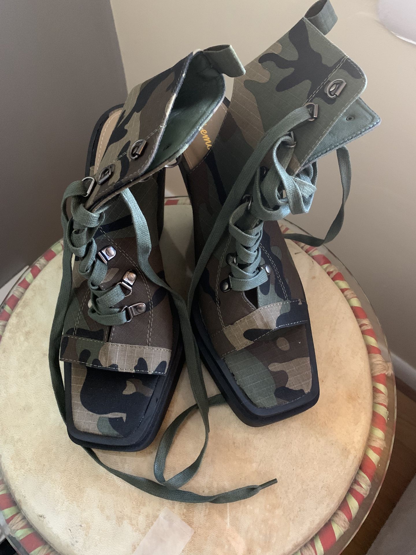 Camo Heeled Sandal Peep Toe Boots Size 8.5 Women's By Lemonade