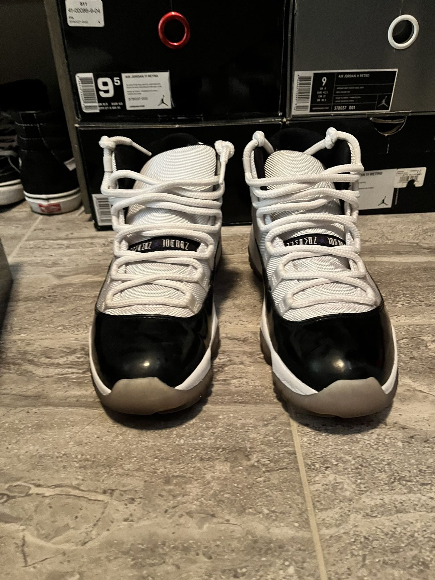 Jordan 11 CONCORD size 9 Men s shoes