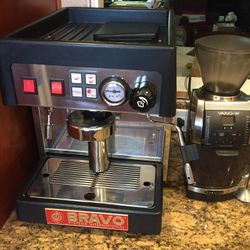 Wega Mini Simi Automatic Espresso Machine & Vario Grinder